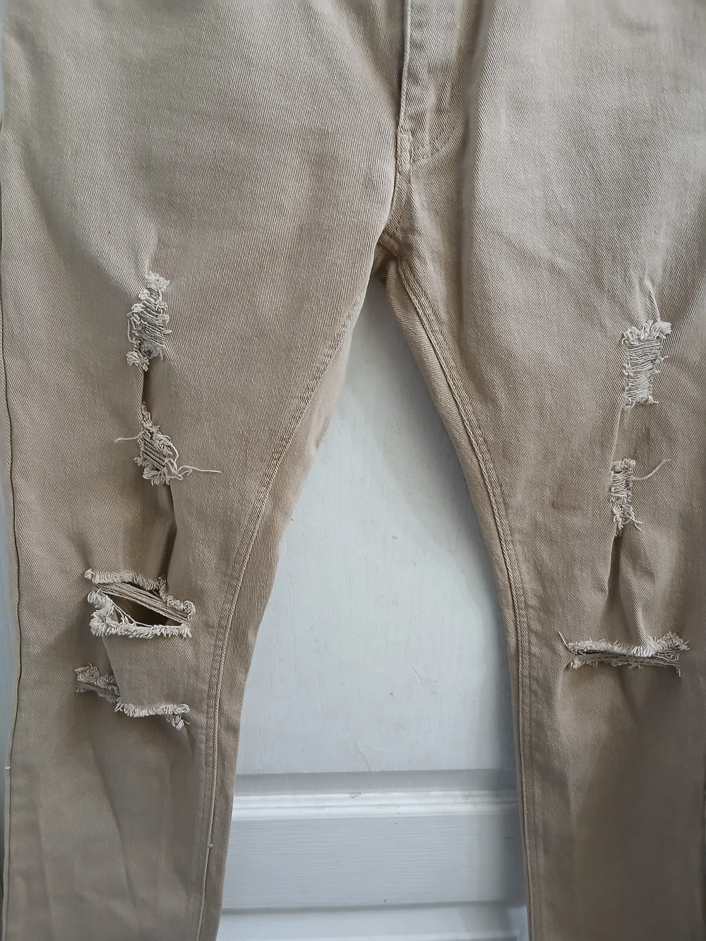 98% Cotton Copper Rivet Men's Slim Fit Distressed Ripped Moto Jeans Tan 34x30
